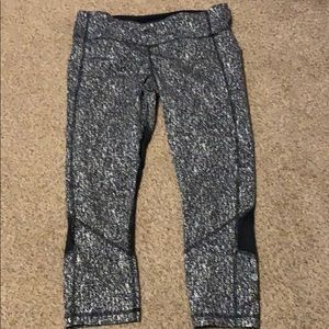 Lululemon cropped leggings